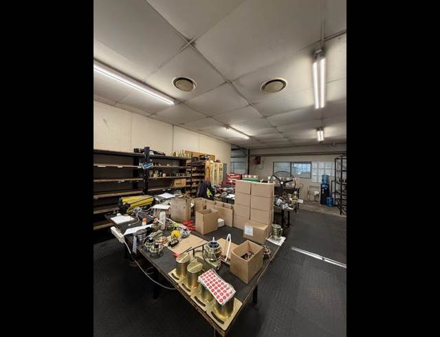 750M² FACTORY TO LET IN GERMISTON CENTRAL