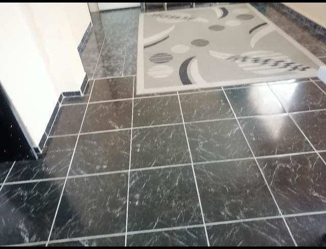 2 bed property to rent in CROWN GARDENS