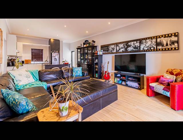 2 BEDROOM APARTMENT TO LET IN BIG BAY