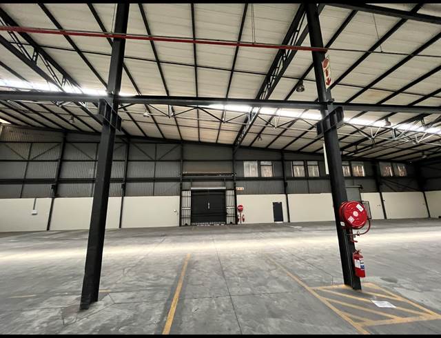 2,020M² WAREHOUSE TO LET IN ELANDSFONTEIN