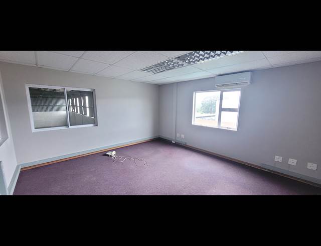 3,660M² WAREHOUSE TO LET IN WHITE RIVER CENTRAL