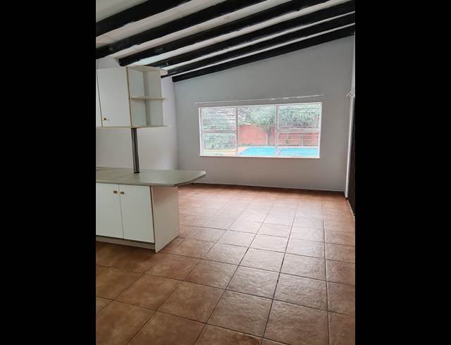 1 bed property to rent in GLEN MARAIS
