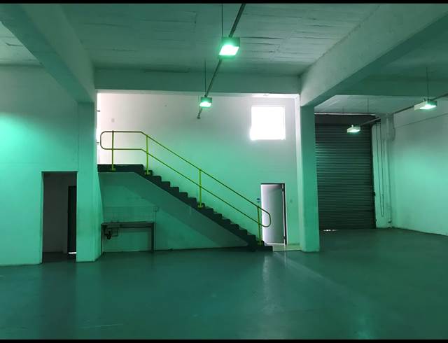 388M² FACTORY TO LET IN WESTMEAD