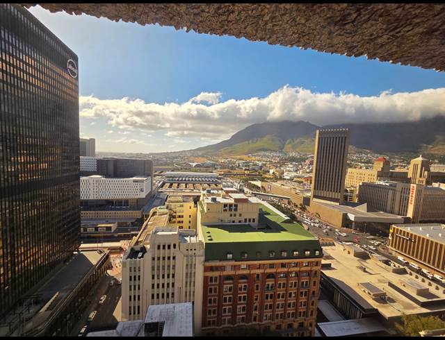 1,912M² OFFICE TO LET IN CAPE TOWN CITY CENTRE
