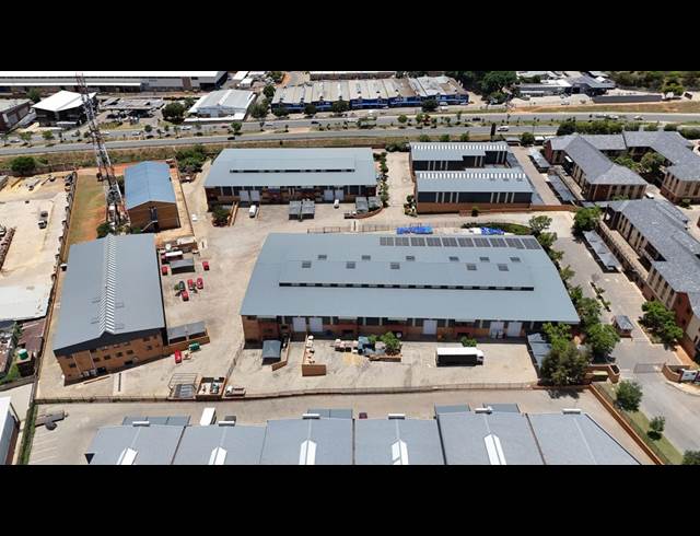 1,819M² WAREHOUSE TO LET IN HONEYDEW