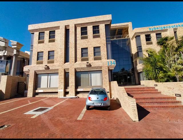 300M² OFFICE TO LET IN BO OAKDALE