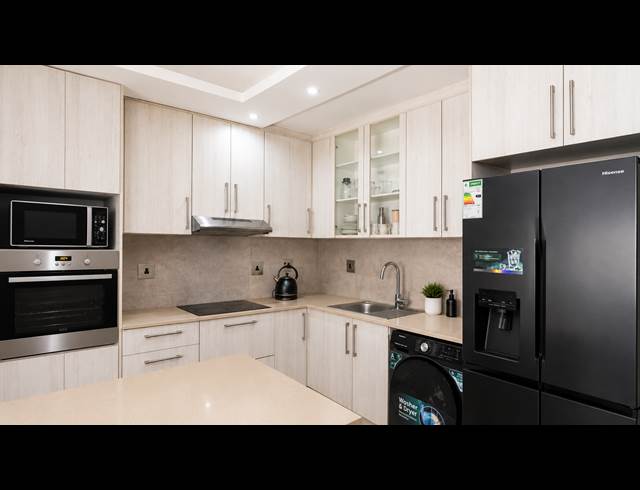 3 BEDROOM HOUSE TO LET IN PARKLANDS