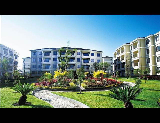 2 bed property to rent in MAROELADAL