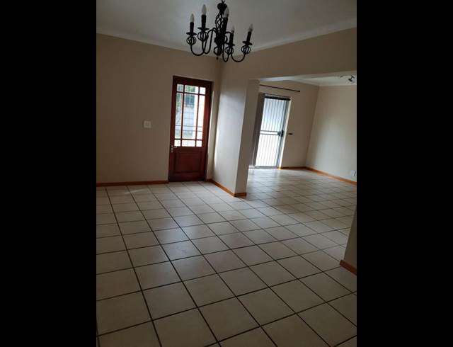 3 BEDROOM PROPERTY TO RENT IN PROTEA HEIGHTS