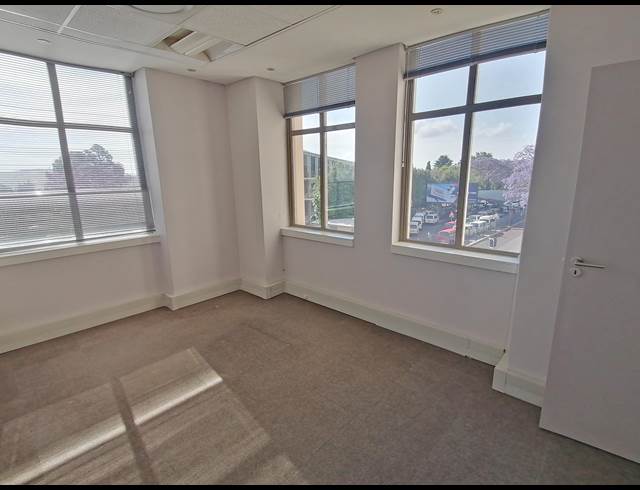 456M² OFFICE TO LET IN ROSEBANK