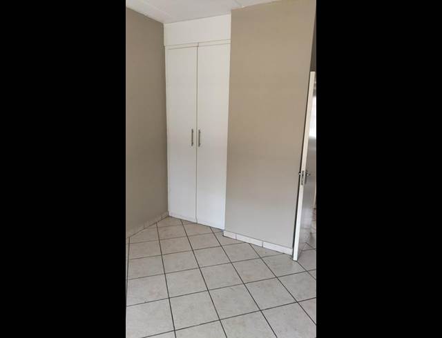 2 BEDROOM PROPERTY TO RENT IN ELSPARK