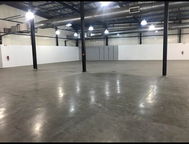 1,400M² WAREHOUSE TO LET IN EASTGATE