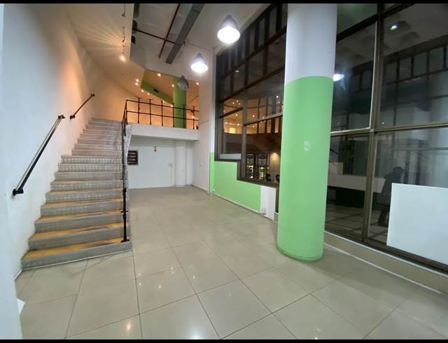 196M² RETAIL TO LET IN CAPE TOWN CITY CENTRE