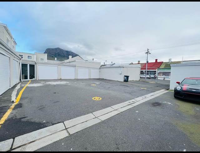 85M² STORAGE UNIT TO LET IN OBSERVATORY