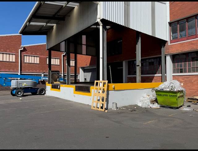 5,685M² WAREHOUSE TO LET IN MOBENI