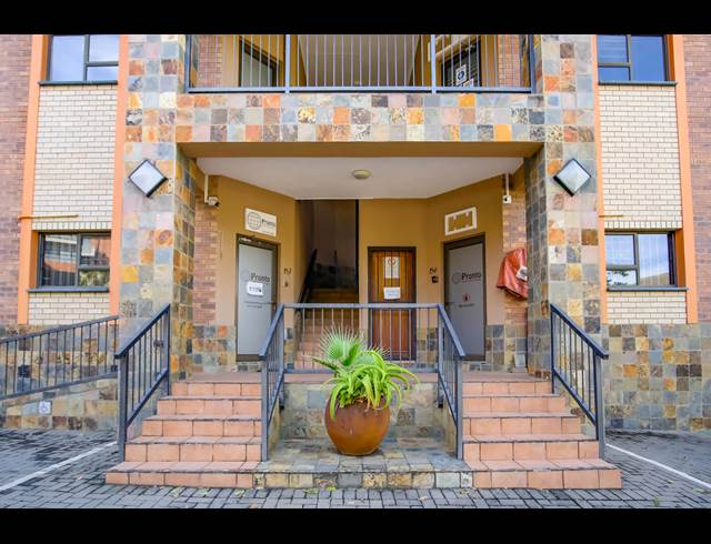 88.20M² OFFICE TO LET IN SONHEUWEL