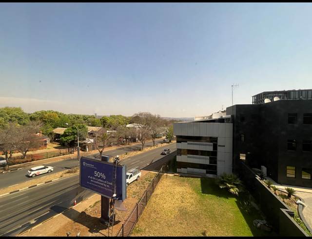 374M² OFFICE TO LET IN ROSEBANK