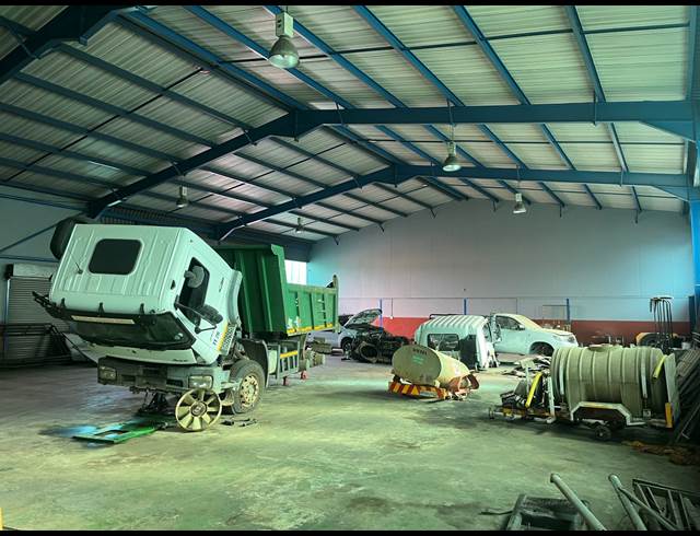 5,500M² INDUSTRIAL YARD TO LET IN MOREHILL