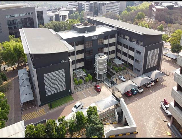 10,000M² OFFICE TO LET IN SANDOWN
