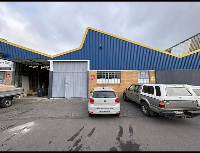 331M² WAREHOUSE TO LET IN GANTS PLAZA