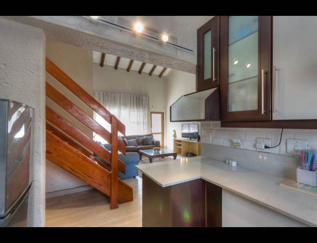 3 BEDROOM APARTMENT TO LET IN MORNINGSIDE
