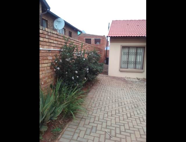 3 bed property to rent in ATTERIDGEVILLE