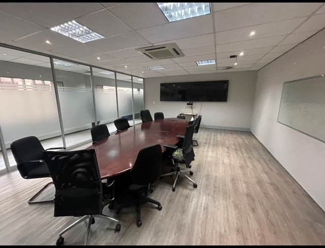 1,469M² OFFICE TO LET IN CAPE TOWN CITY CENTRE