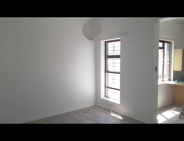 2 bed property to rent in OBSERVATORY