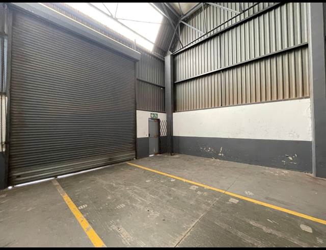 410M² WAREHOUSE TO LET IN RANDJESPARK