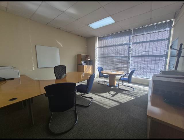500M² OFFICE TO LET IN KRUGERSDORP CENTRAL