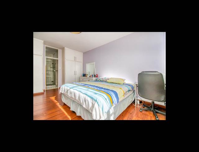 3 BEDROOM APARTMENT TO LET IN SANDTON CENTRAL