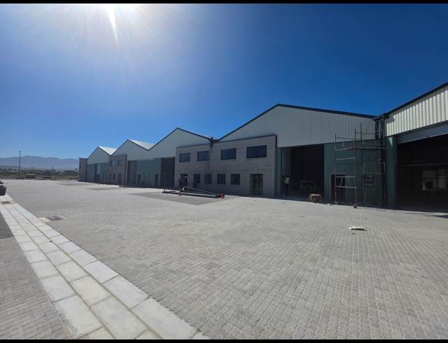 353M² WAREHOUSE TO LET IN FIRGROVE