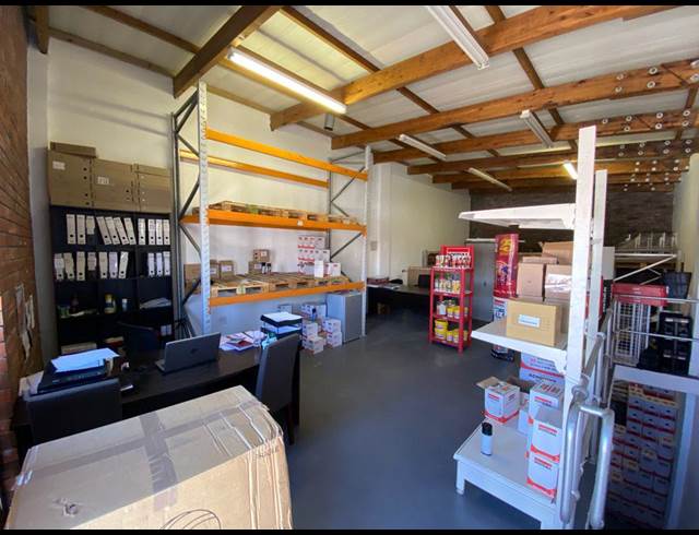 105M² WAREHOUSE TO LET IN MAITLAND