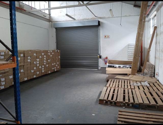 423M² WAREHOUSE TO LET IN MAITLAND