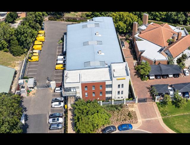 1,236M² WAREHOUSE TO LET IN BRYANSTON