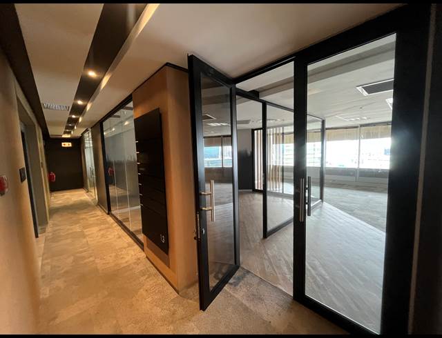 89M² OFFICE TO LET IN CAPE TOWN CITY CENTRE