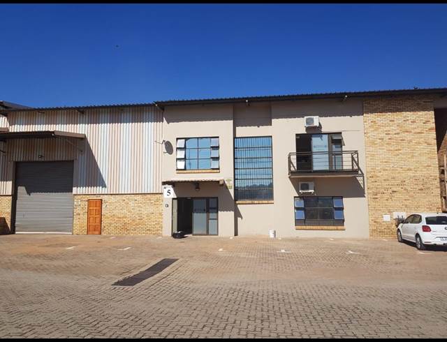 619M² WAREHOUSE TO LET IN AMALGAM