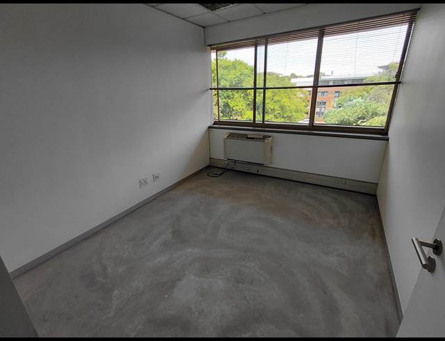 31M² OFFICE TO LET IN KYALAMI