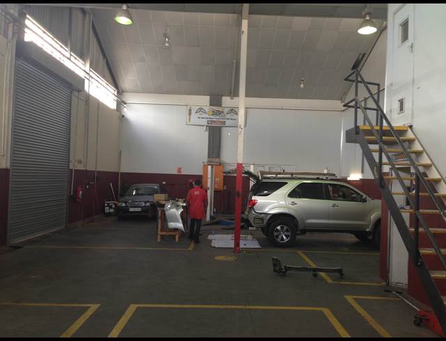 1,947M² FACTORY TO LET IN PAARDEN EILAND