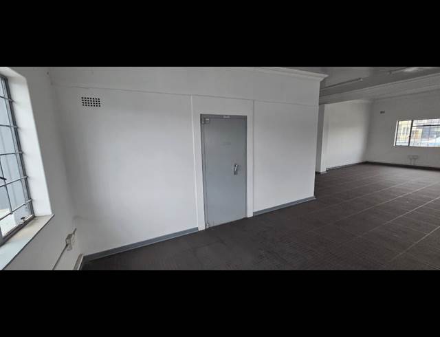 220M² OFFICE TO LET IN NELSPRUIT INDUSTRIAL