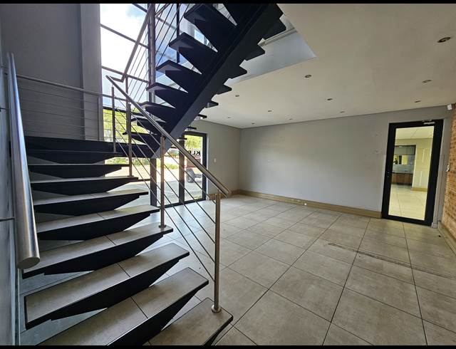 1,545M² FACTORY TO LET IN LANSERIA