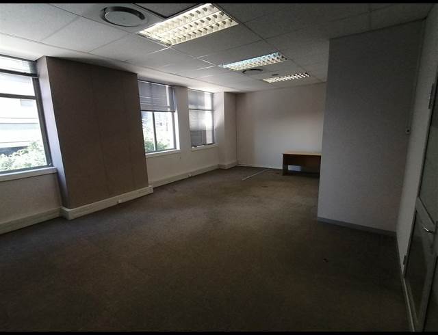 565M² OFFICE TO LET IN ROSEBANK