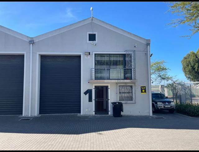 249M² WAREHOUSE TO LET IN WESTLAKE