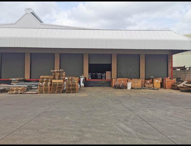 3,616M² WAREHOUSE TO LET IN MEADOWDALE
