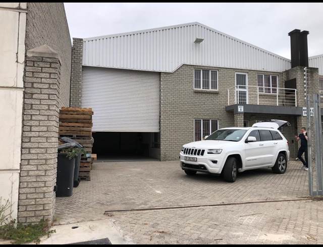 312M² WAREHOUSE TO LET IN SAXENBURG PARK 2