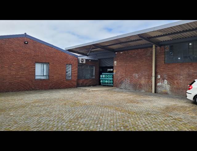 3,189M² WAREHOUSE TO LET IN EPPING INDUSTRIAL