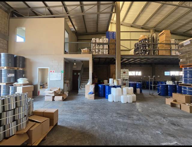265M² WAREHOUSE TO LET IN STORMILL