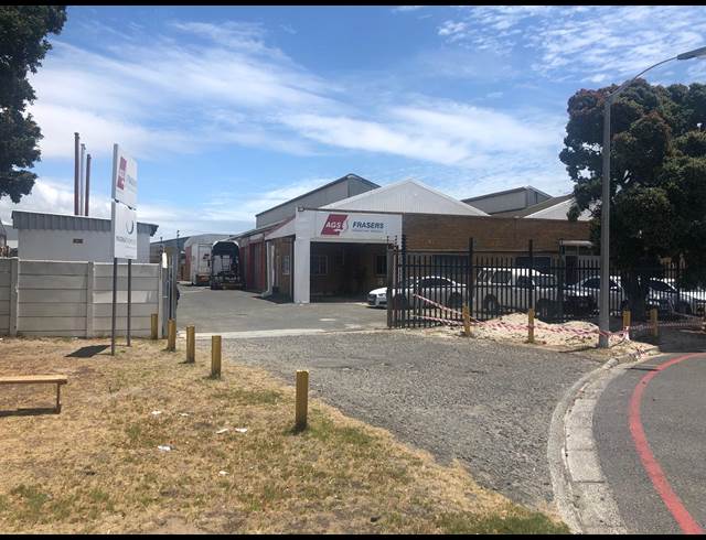 3,685M² WAREHOUSE TO LET IN EPPING INDUSTRIAL