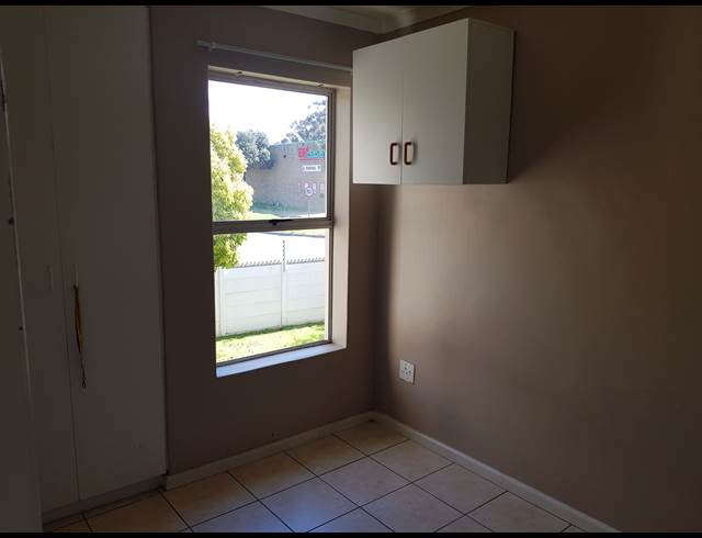 2 bed property to rent in RIDGEWORTH