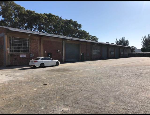 1,956M² WAREHOUSE TO LET IN EPPING INDUSTRIAL